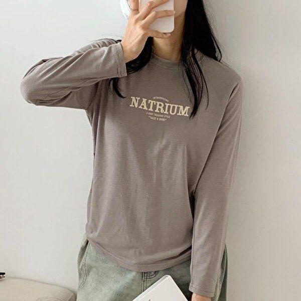 オッジャラク (옷자락) レディース ブラック トップス ラウンドネック ベーシック長袖Tシャツ 手書き風 FW Tシャツ