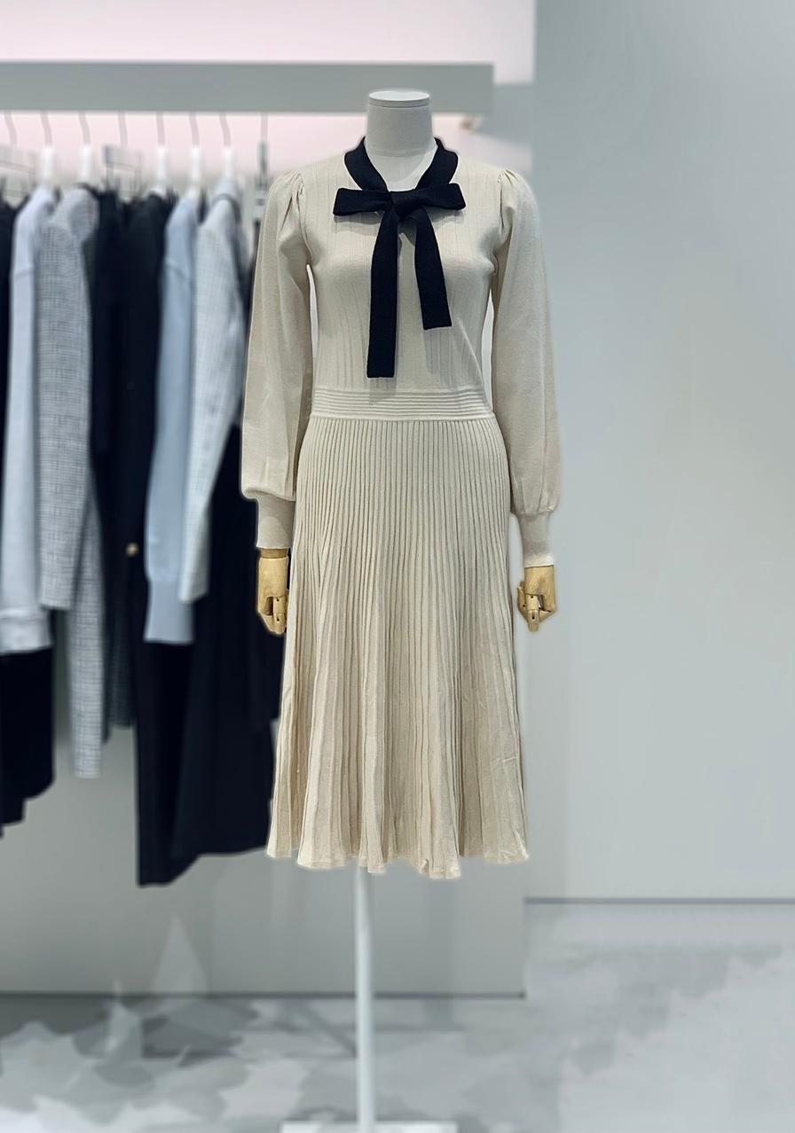 JJ지고트(JJ GOTO) タイネック リブニットワンピース GNAP1OP11