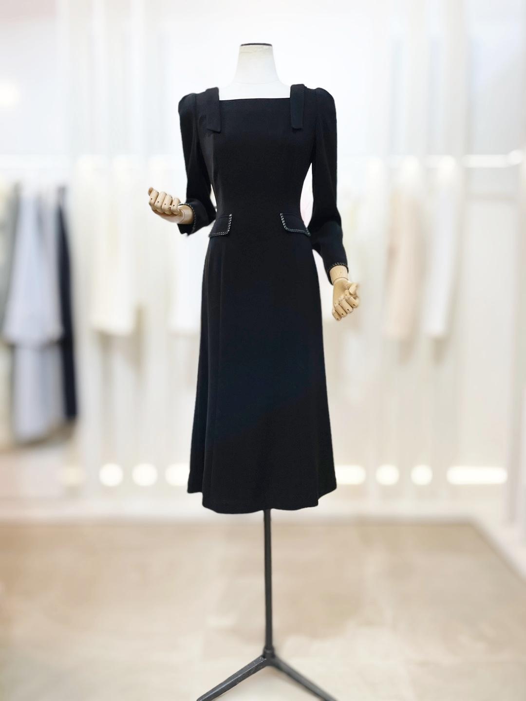 잇미샤(IT'MICHA) スクエアネック マーメイドワンピース ITOAWOP840