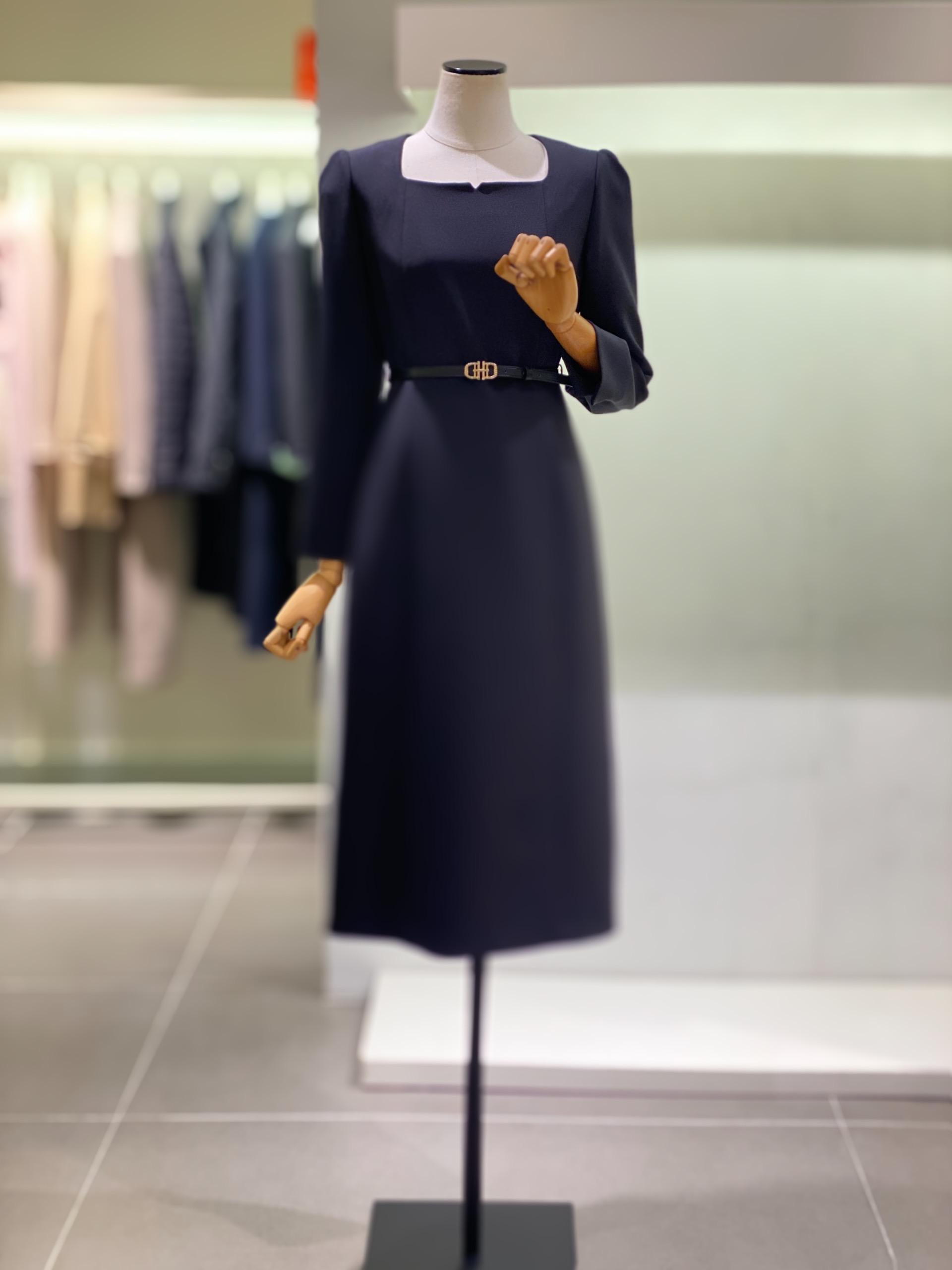 잇미샤 (itmissa) スクエアネック ベルテッド ドレス itpayop760