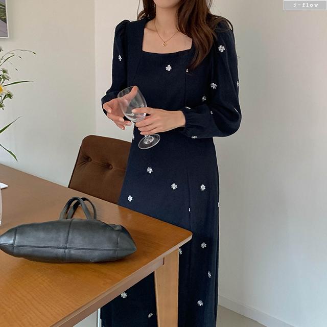 デイジー コーデュロイ スクエアネック ロングワンピース (ネイビー) 冬春 スリム Aライン バンディング ハガク ジェイフロー