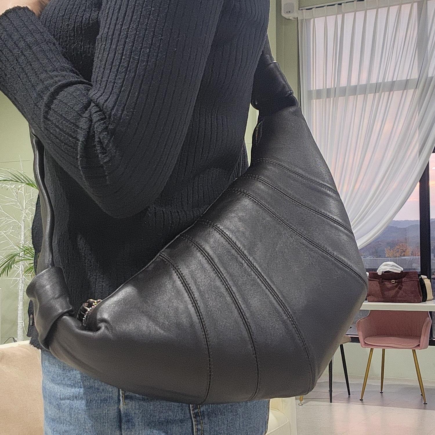 ラムスキン クロワッサンバッグ ヨーロッパ旅行用 クロスボディバッグ 半月型 スマホバッグ