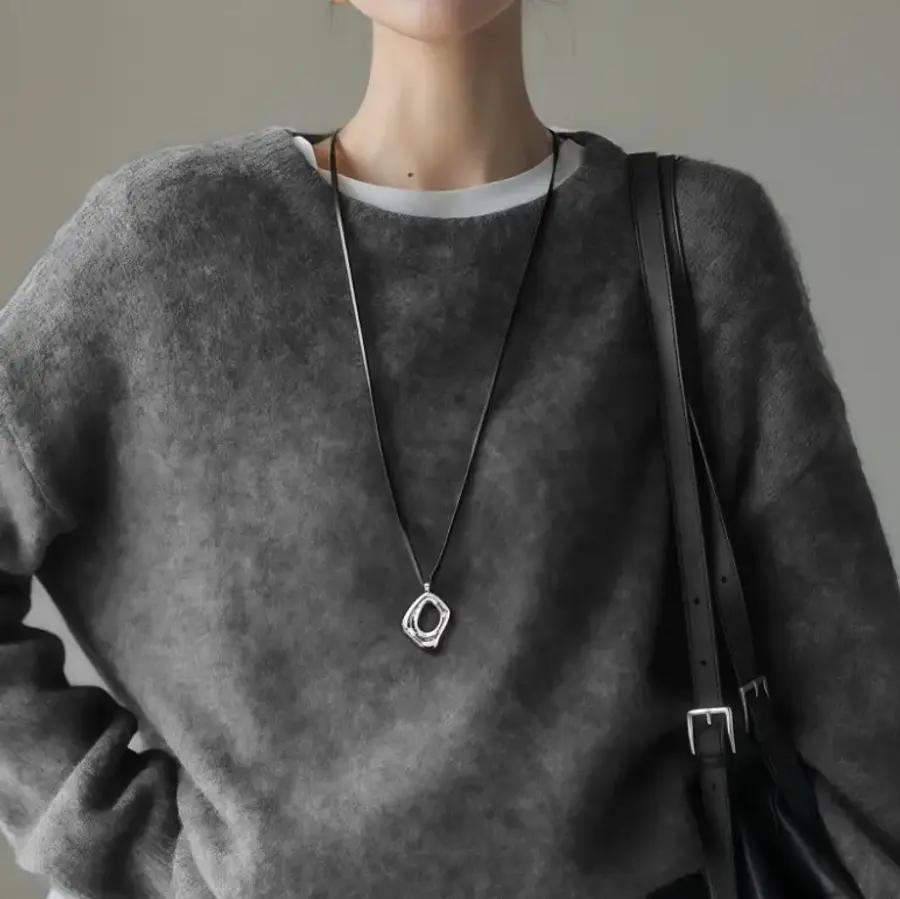 ロングチェーンネックレス レディース デイリーコーデ レイヤード用 シンプル セータースタイル用 ペンダント アクセサリー