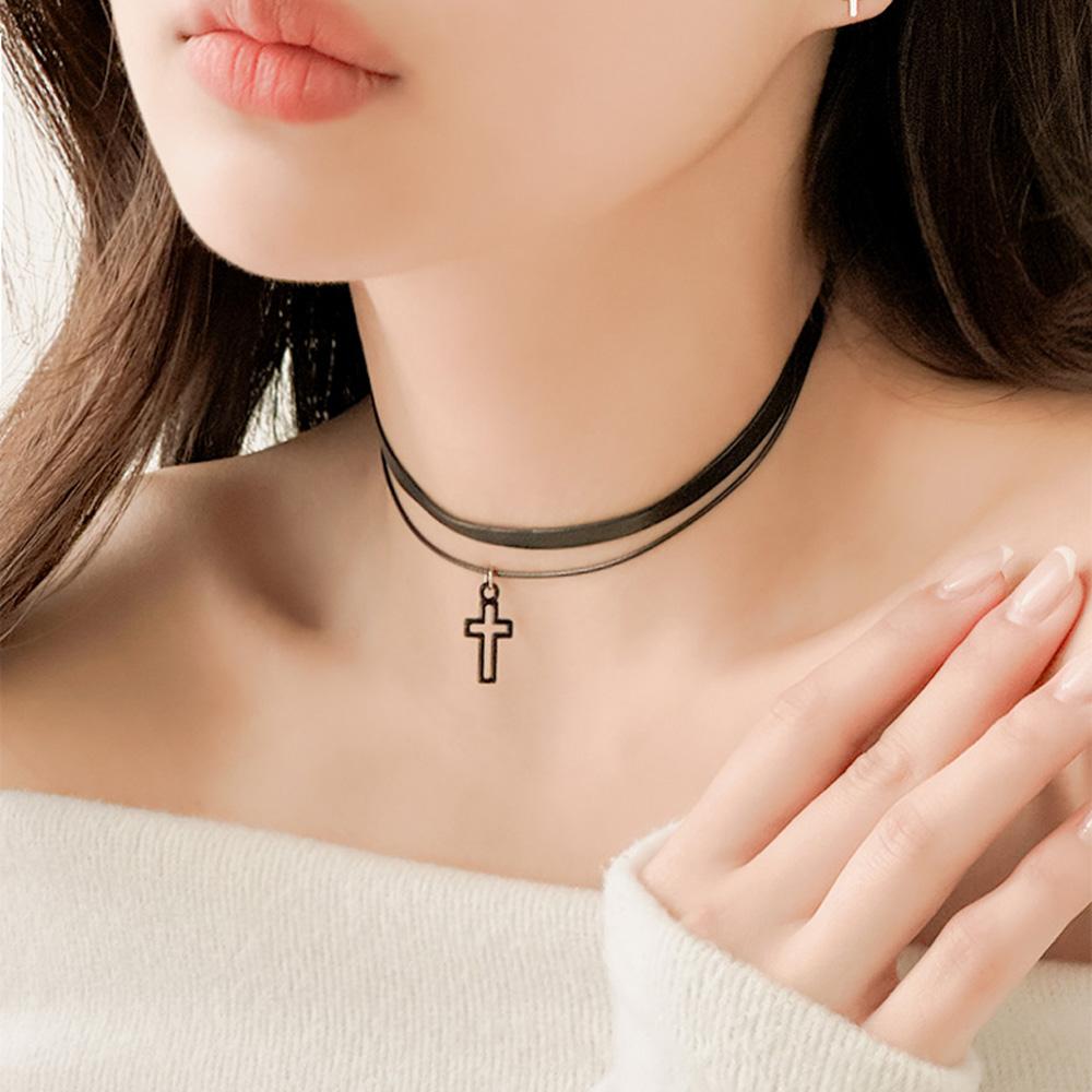 レザー二重 十字ライン チョーカーネックレス シンプル クラシック ベーシック デイリールック ポイント レディース アクセサリー