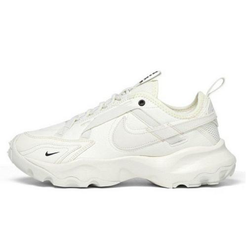 ナイキ TC 7900 ランニングシューズ DD9682 100 セイル & ブラック & セイル