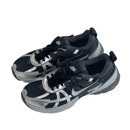 ナイキ V2K ラン FD0736