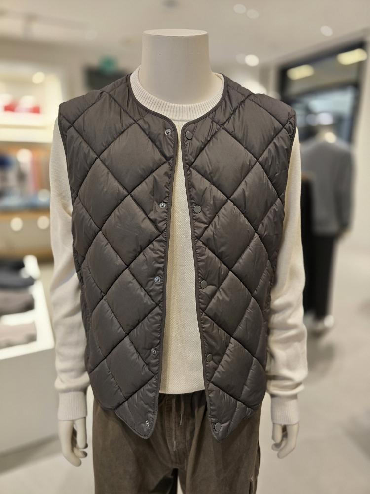 GIORDANO 軽量ベスト パディングベスト キルティング スーツ メンズベスト