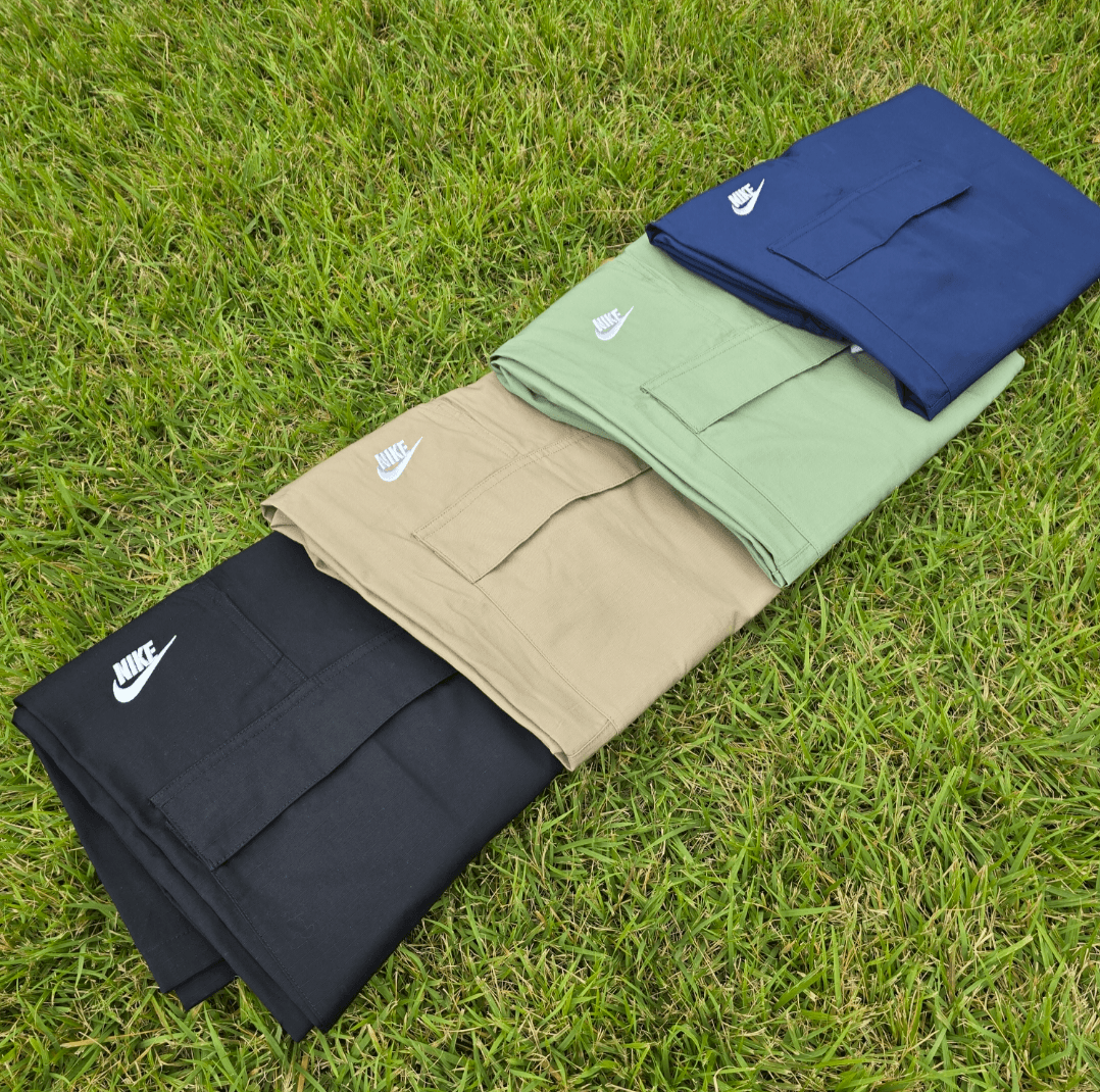 NIKE スウッシュ カーゴ ジョガー ウーブン トレーニングパンツ DX0614-010