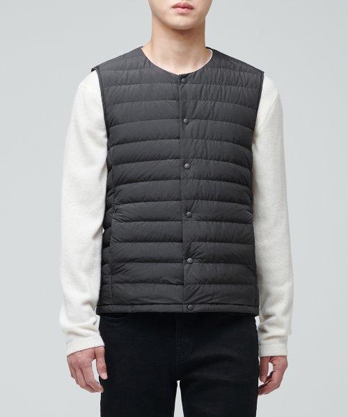 [무신사 스탠다드] トランスフォーム クルーネック ライトダウンベスト [チャコールグレー] MMADV5Z03-CG