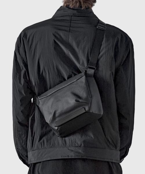 [마테마틱] 제논 T15 크로스백 MA4230406