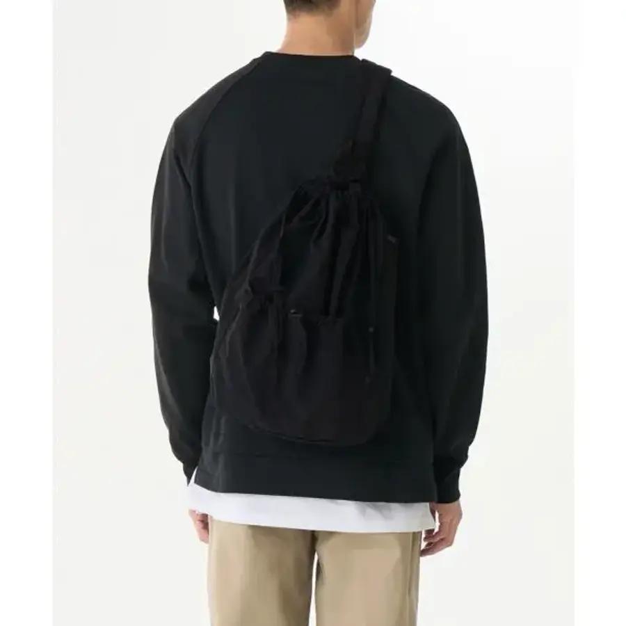 Musinsa Standard 크링클 드로스트링 이지 슬링백