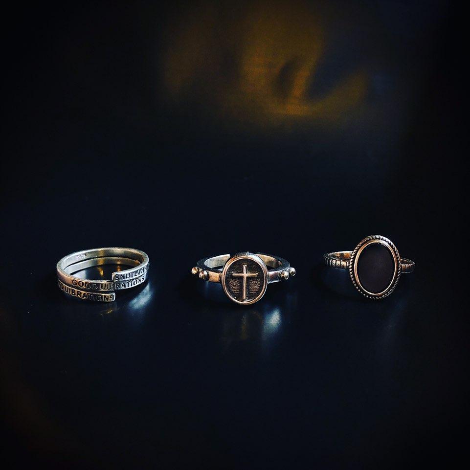 シルバーリング リング レイヤード メンズ アクセサリー デイリーユース ヴィンテージアウトフィット ミニマル 銀 ヒップホップ ファッション 男性