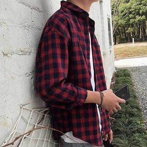 メンズ チェックシャツ。カジュアル、スクールスタイル、デイリー、デートコーディネート。