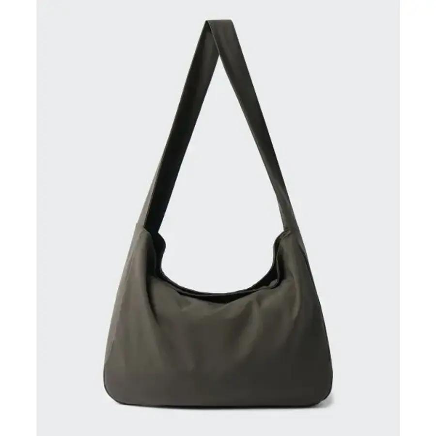 무신사스탠다드 TR Minimal Cross Bag Dusty Khaki 1628170