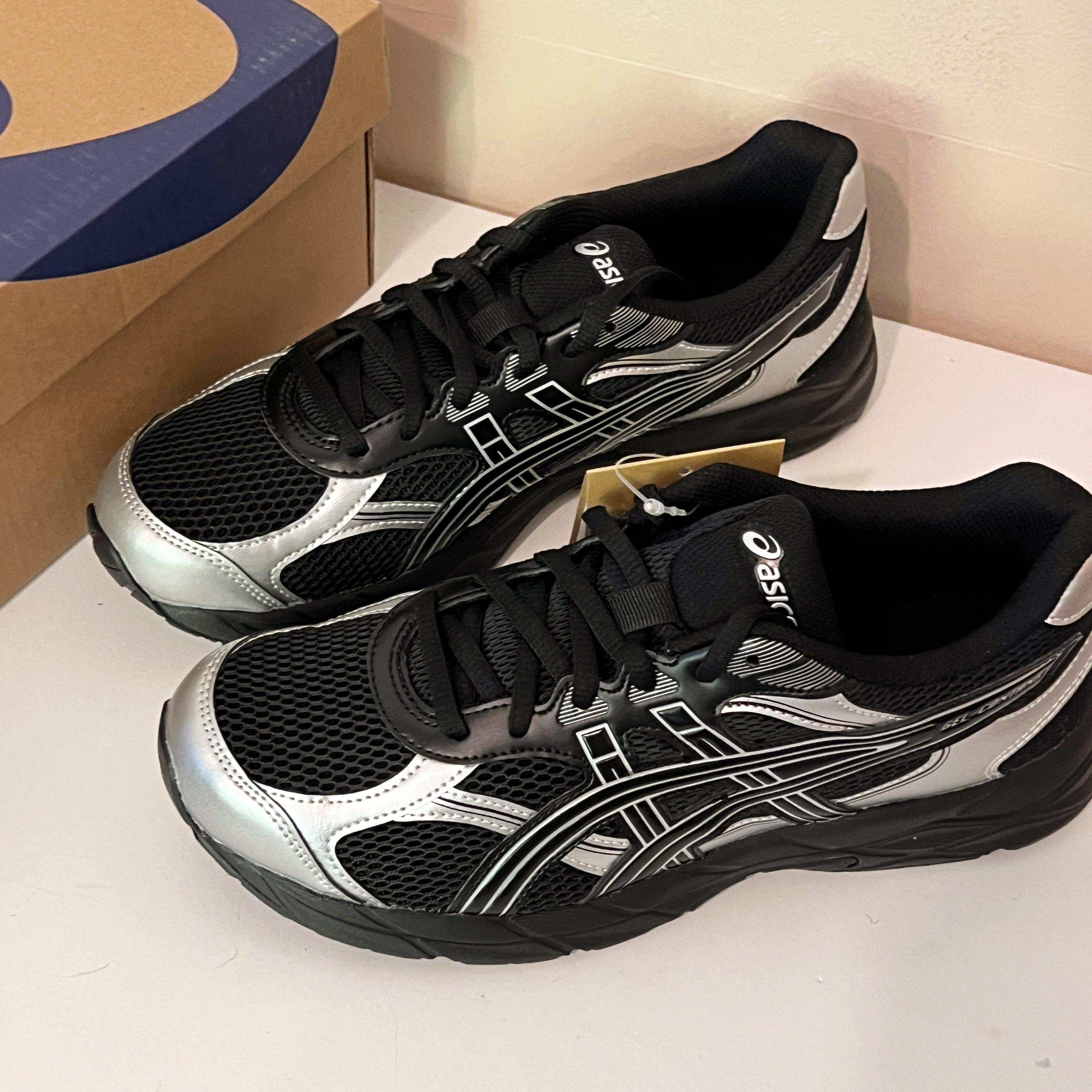 アシックス GEL-CONTEND GS BLACK SILVER 1014A371-001