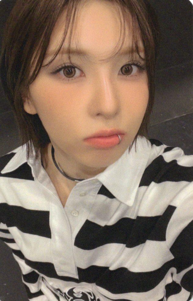 [ベイ/JYP/四角] NMIXX Fe3O4 Break 予約販売 特典 フォトカード