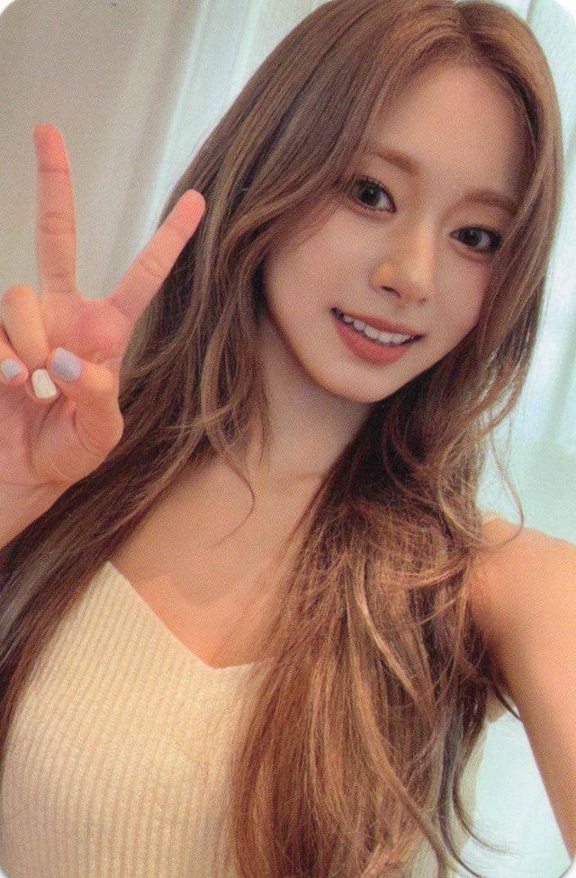 [쯔위/SAYWE/Vサイン] TWICE abouTZU 特典フォトカード