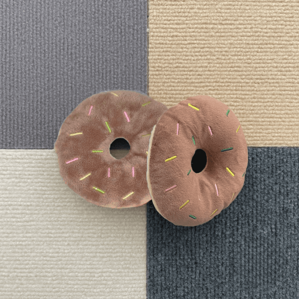 犬用おもちゃ 犬用鳴るおもちゃ ぬいぐるみ チョコドーナツ