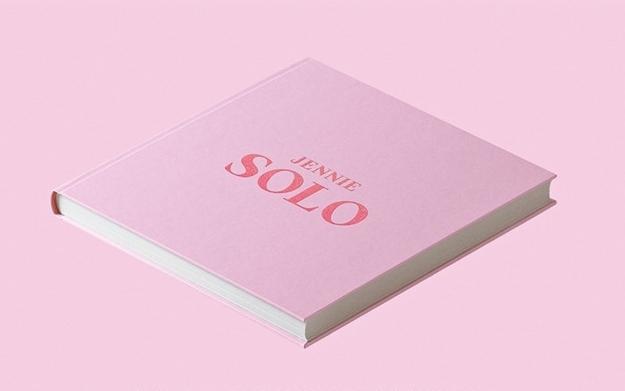 Photobook + CD JENNIE SOLO Photobook JENNIE BLACKPINK