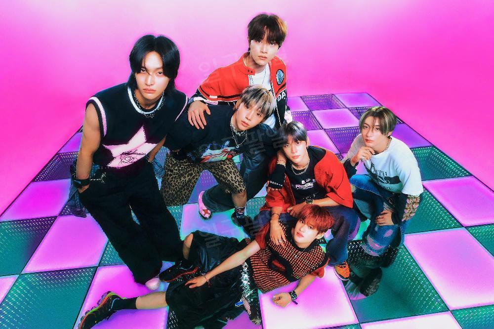 日本特典 ライズ RIIZE The 1st Japan Single -Lucky- 初回UNIVERSAL - 特典終了 初回生産限定盤A