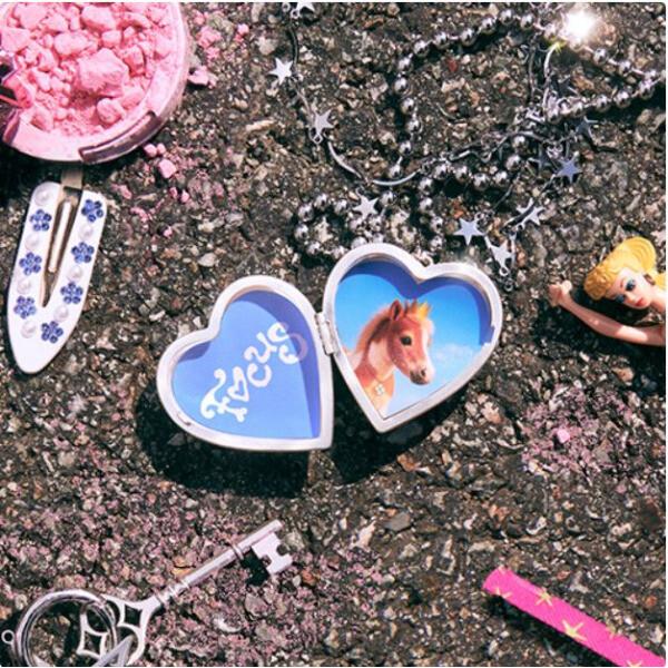 Hearts2HEARTS - 미니1집 FOCUS Photobook Ver A Ver