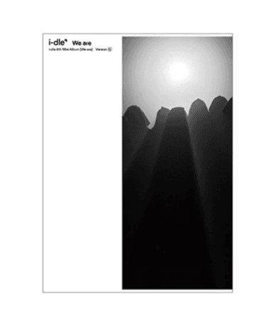 I-DLE ミニ 8th Album フォトブック We Are (G)I-DLE Album (gバージョン)