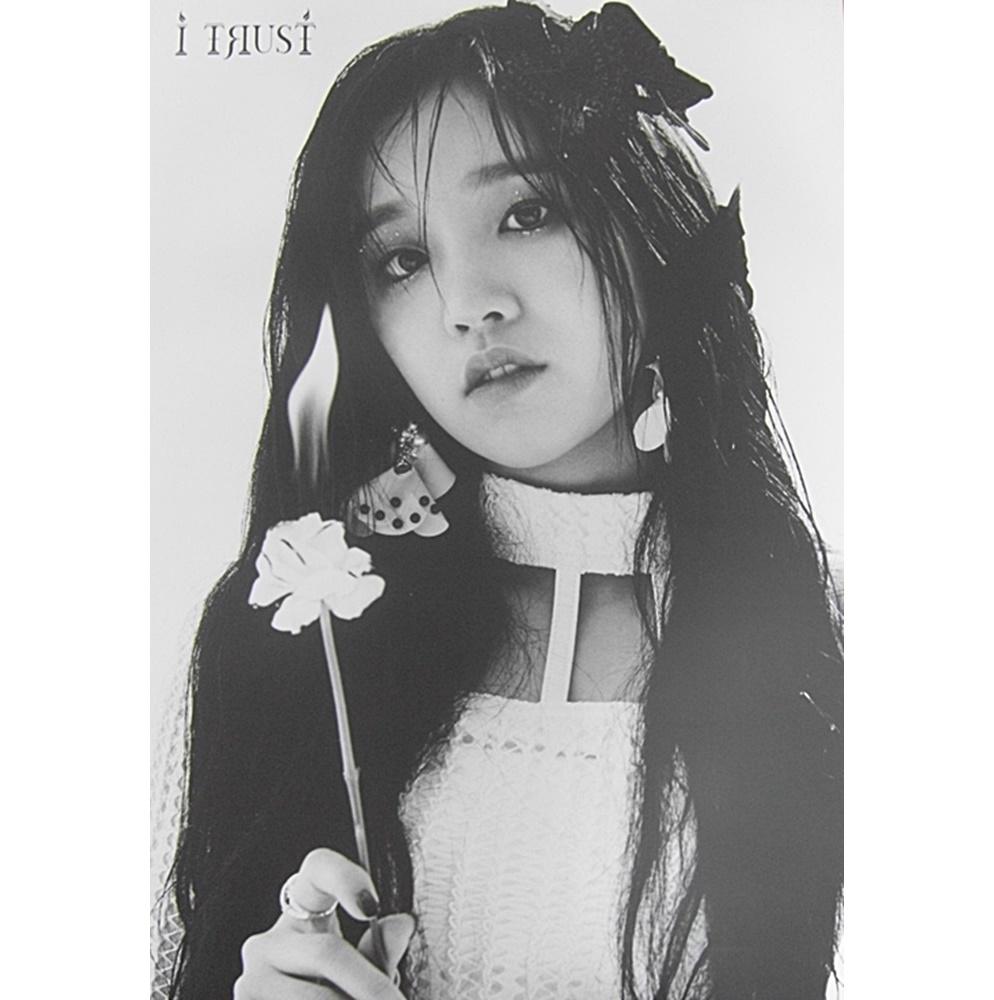 (ブロマイド1種+筒) (G I-DLE) - I Trust ウギ ポスター