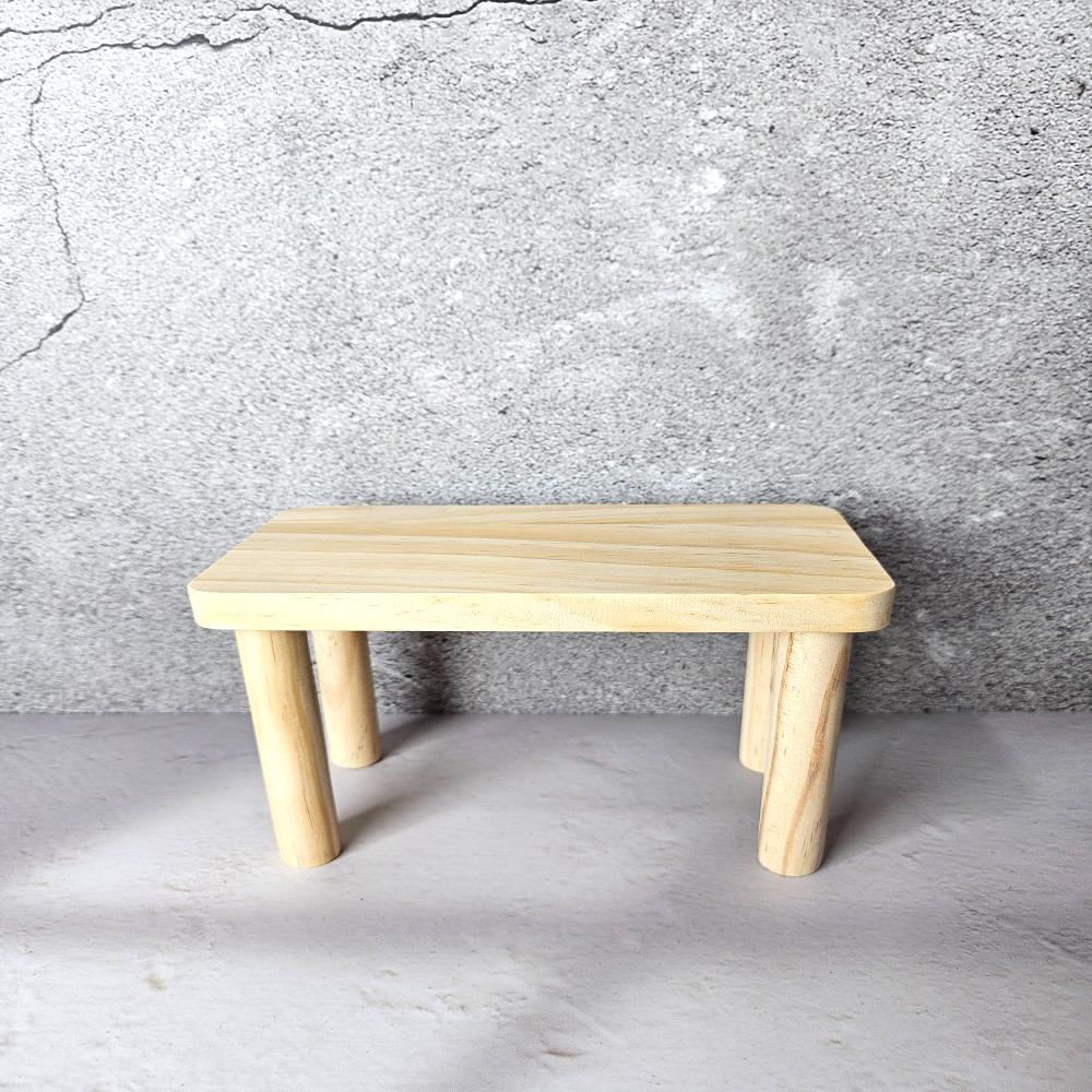 無垢材テーブル トカゲ クレステッドゲッコー バックアップ 爬虫類 隠れ家 食卓 木製隠れ家 飼育ケージ 用品