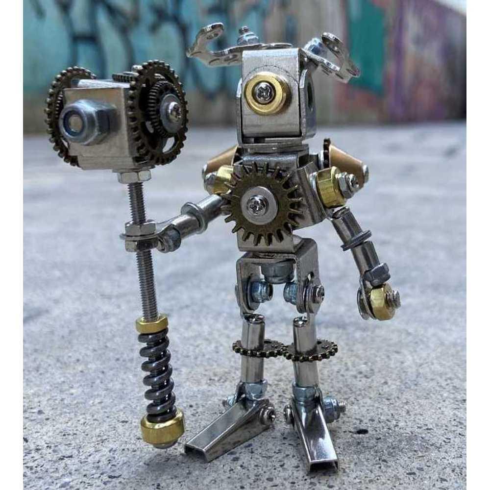 金属フィギュアゼンマイ仕掛け兵士 3Dキディ組立トイ プロップ