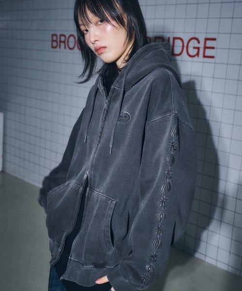 [コンパニョ] [2-WAY] Sleeve Star Pigment フーデッドジップアップ スモークブラック C23FZ03