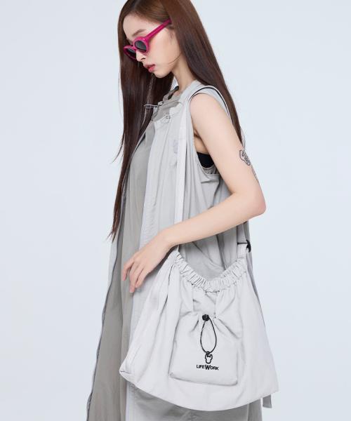 [라이프워크] Shirring Face Radog Cross Bag LW255BG406