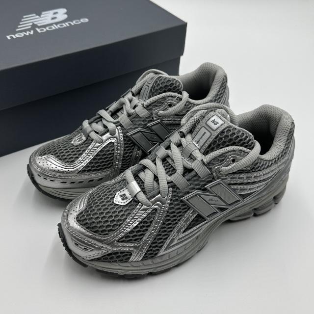 (国内店舗販売) ニューバランス 1906R スニーカー 1906REH ランニングシューズ メタリックシルバー ハーバーグレー