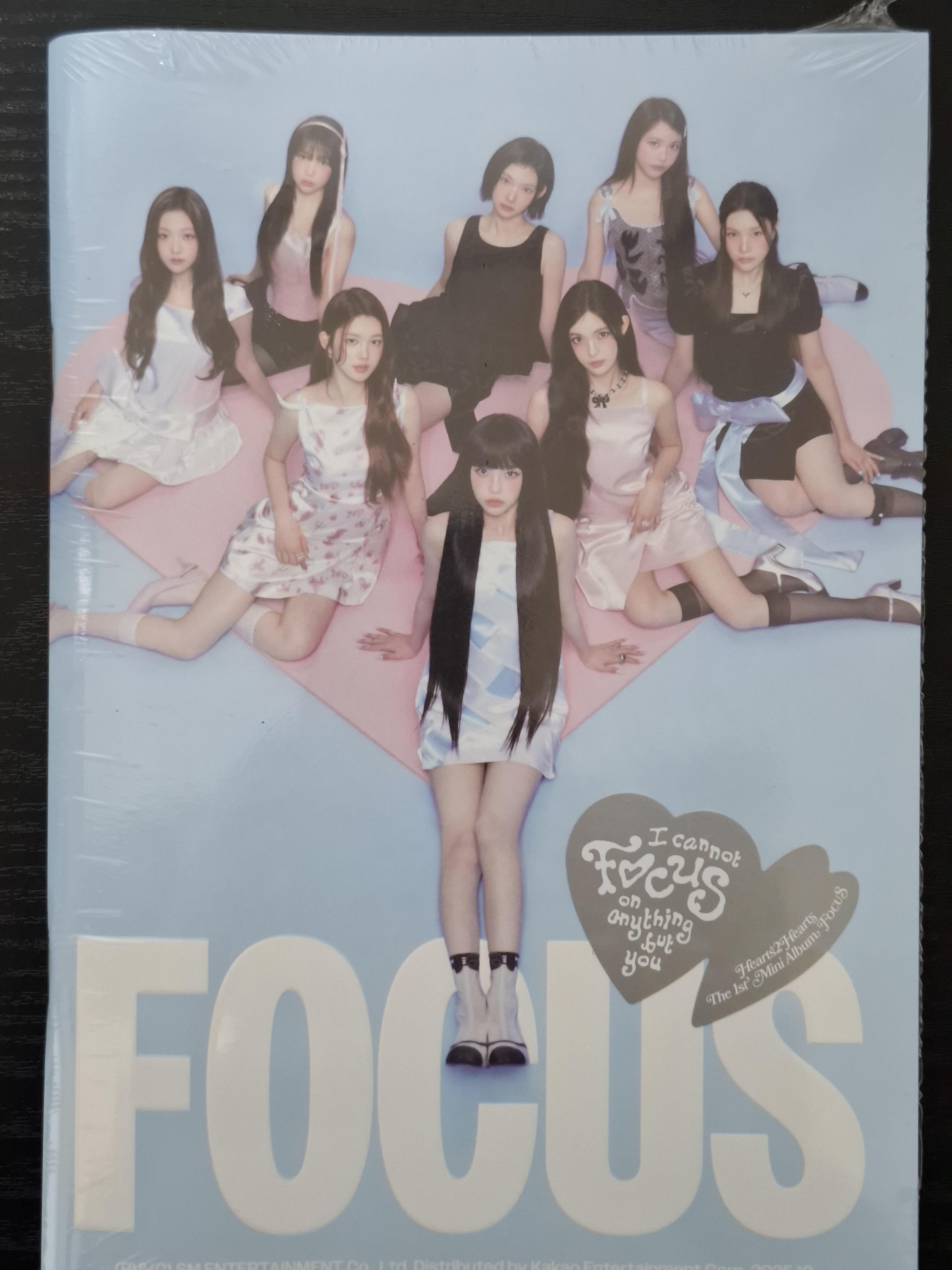 (CDフォトブック) Hearts2Hearts 하츠투하츠 ミニ1集 FOCUS 포커스 Photobook Ver カバー C