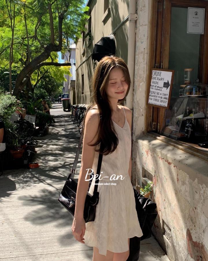 ounce オンズ Ailey ストリング ワンピース Vネック キャミソール プリーツ ミニ ops 2 color