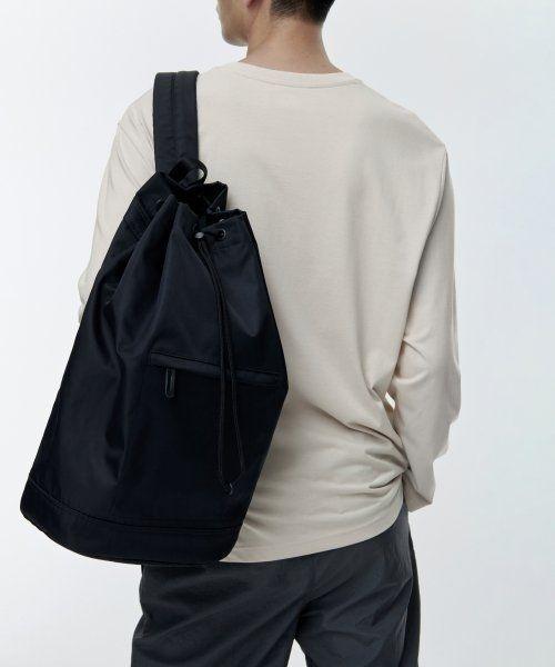 musinsastandard NYLON DUFFLE SLING BAG ブラック