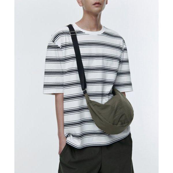 무신사 스탠다드 クリンクル ミニ ホーボー クロスバッグ カーキ