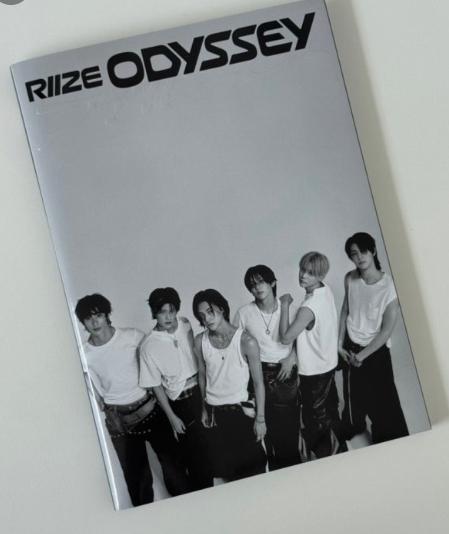 団体 ver RIIZE ライズ 正規1集 ODYSSEY オデッセイ フォトブック
