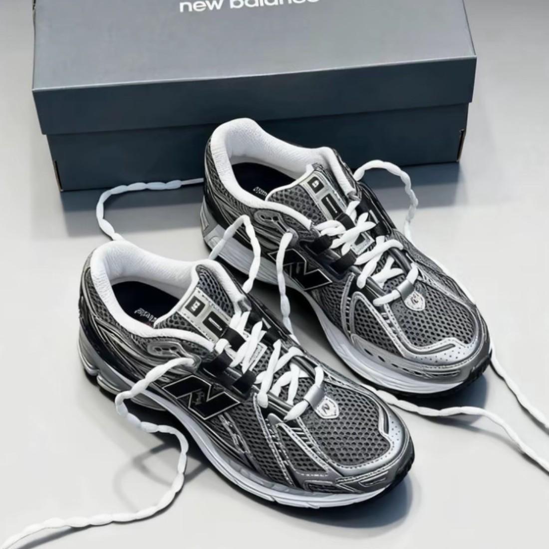 New Balance BIG KIDS 1906 GS ブラック シルバーメタリック GC1906CG