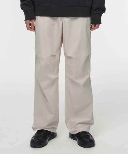 무신사스탠다드 コットンパラシュートパンツ クリーム