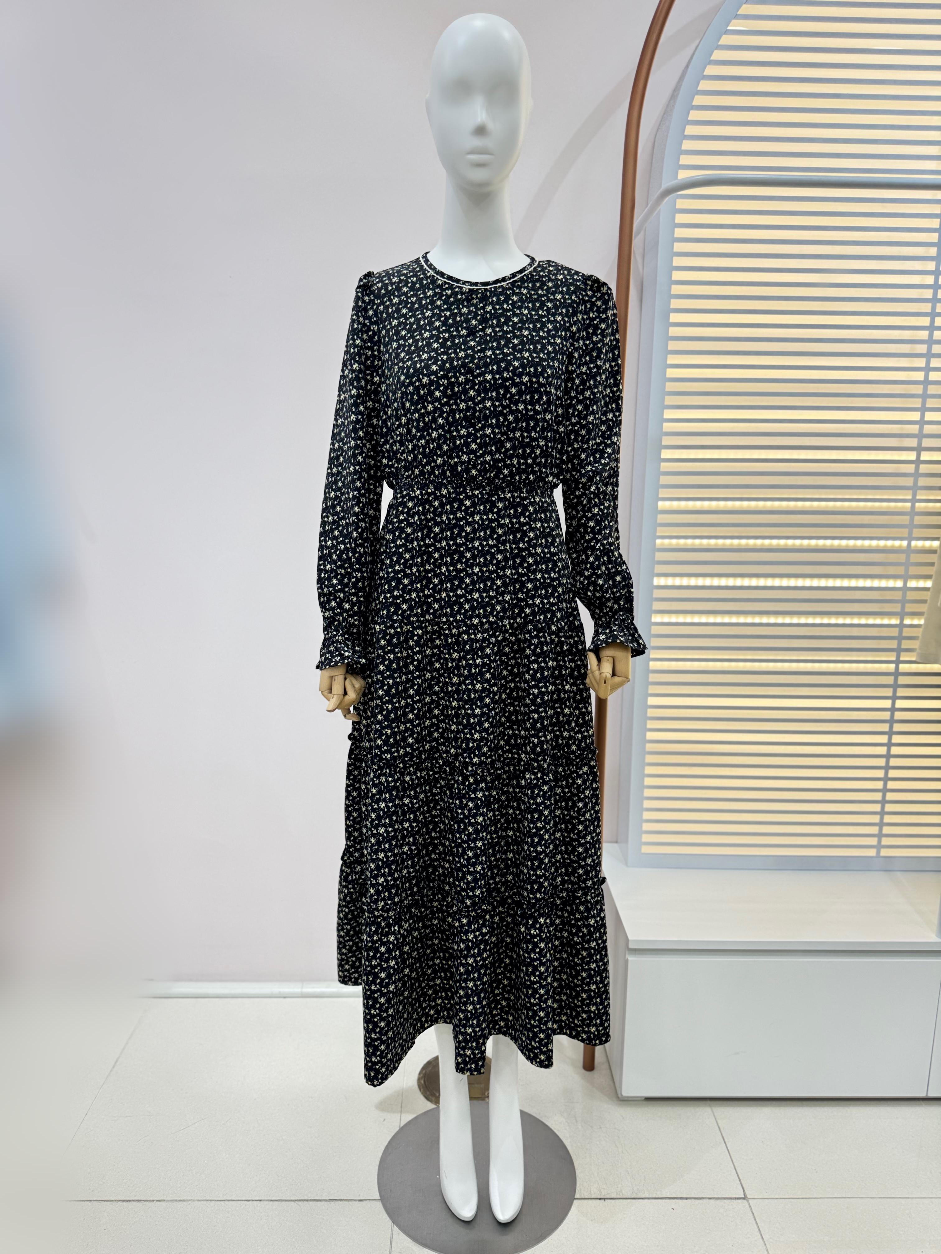 プラスチックアイランド ラウンドネック ティアードシャーリング ワンピース PR1WO262