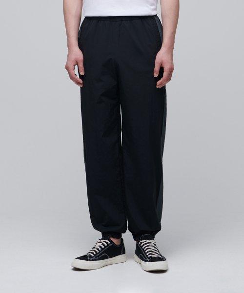 무신사스탠다드 ARMY IPFU トラックパンツ ブラック
