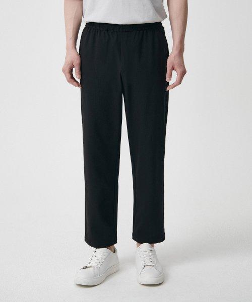 무신사스탠다드 Seersucker Loose Tapered Banding Pants Black