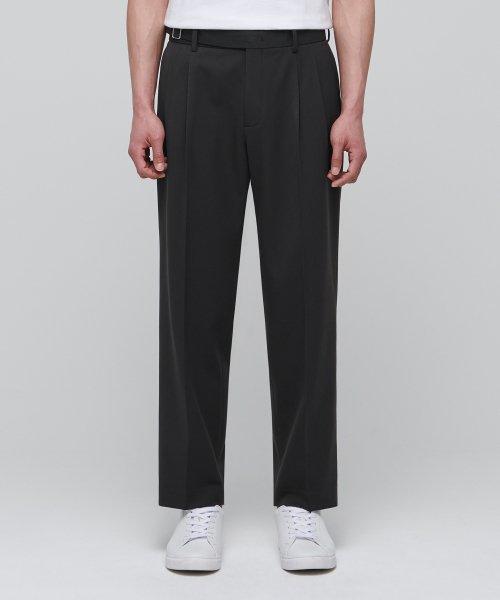 무신사스탠다드 テーパード グルカ スラックス ダークグレー