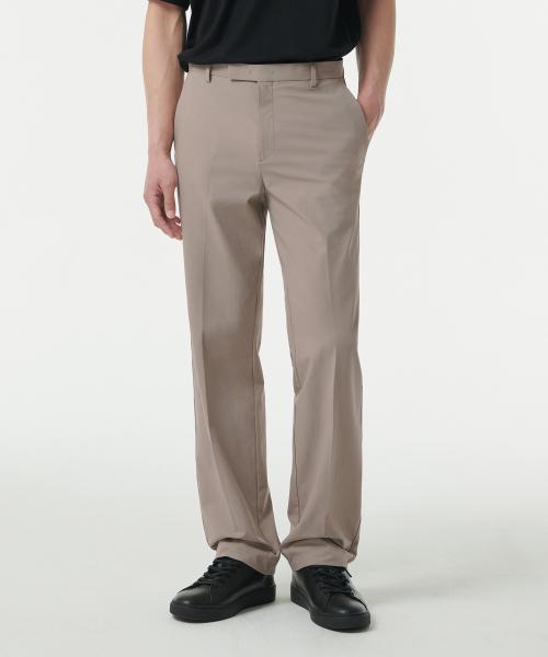 무신사스탠다드 スポーティ ストレート スラックス グレイッシュ ベージュ