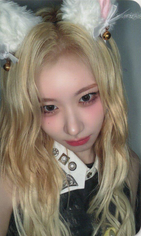 [チェリョン/Weverse] ITZY 있지 GOLD 予約販売 特典 フォトカード ポカ