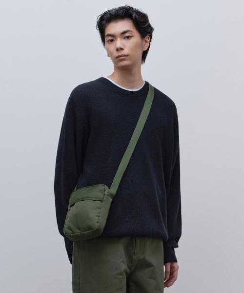 MUSINSA STANDARD AVR ミニクロスバッグ カーキ 1623702