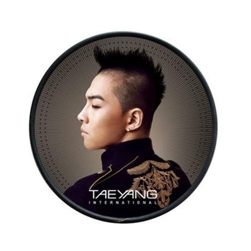 TAEYANG - 1集 SOLAR インターナショナルリリース アルバム [CD+DVD] BIGBANG