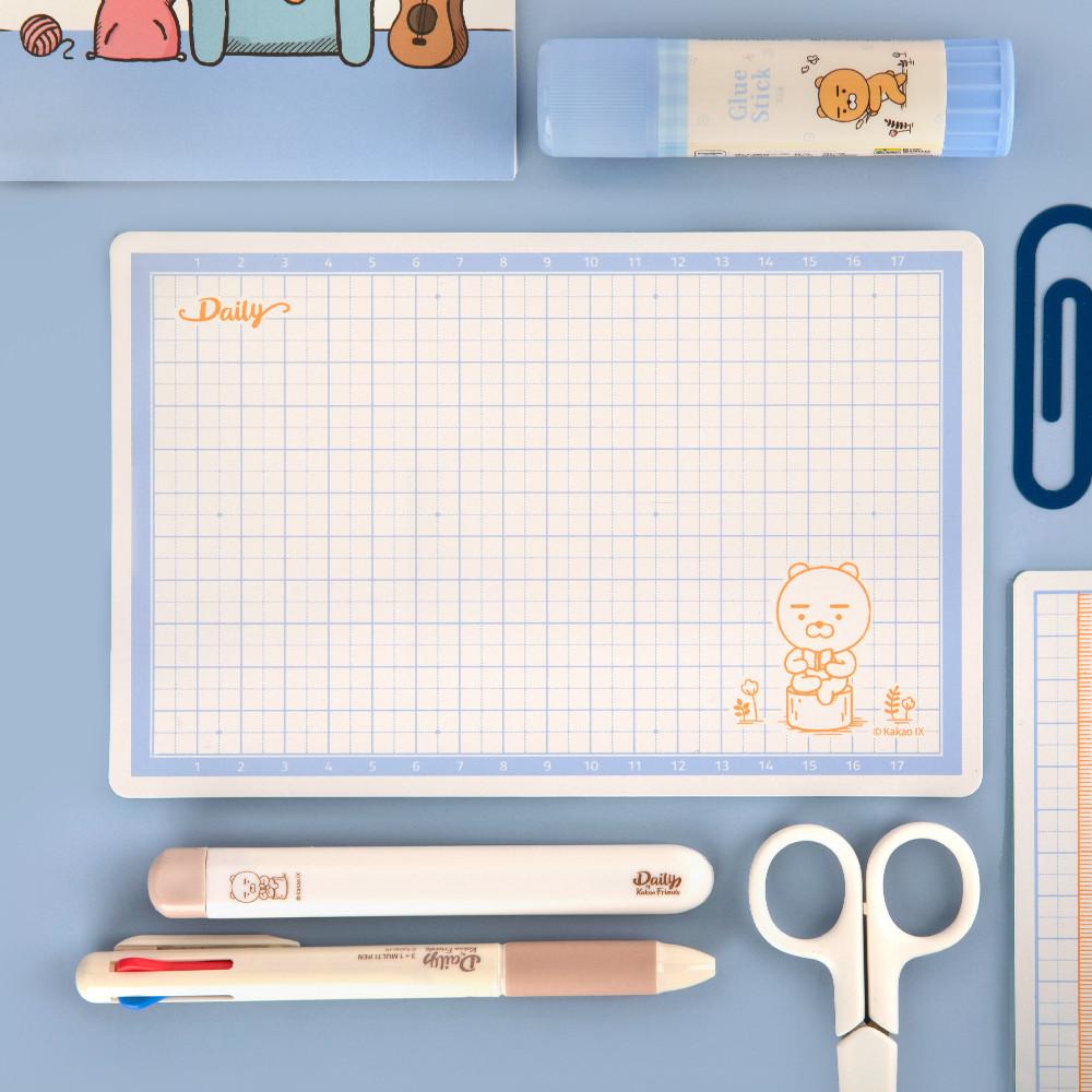 아이콘스 카카오프렌즈 카카오 KF 데일리 커팅매트 S