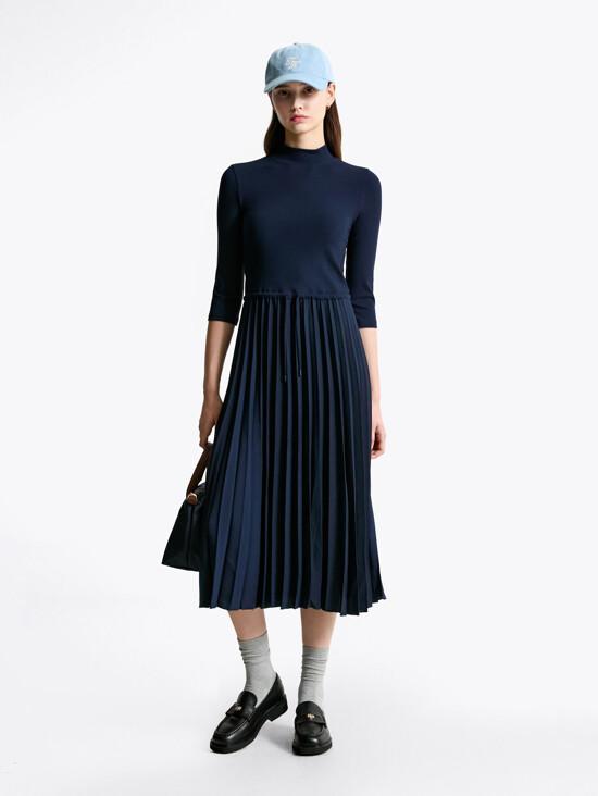 타미힐피거 MIX プリーツワンピース T22F7TDR060WT1