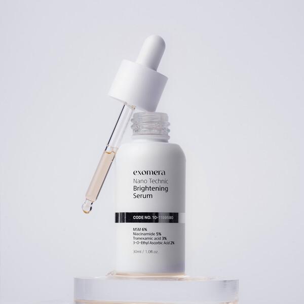 EXOMERA ナノ テクニック ブライトニング 美白 セラム 30ml, 1個